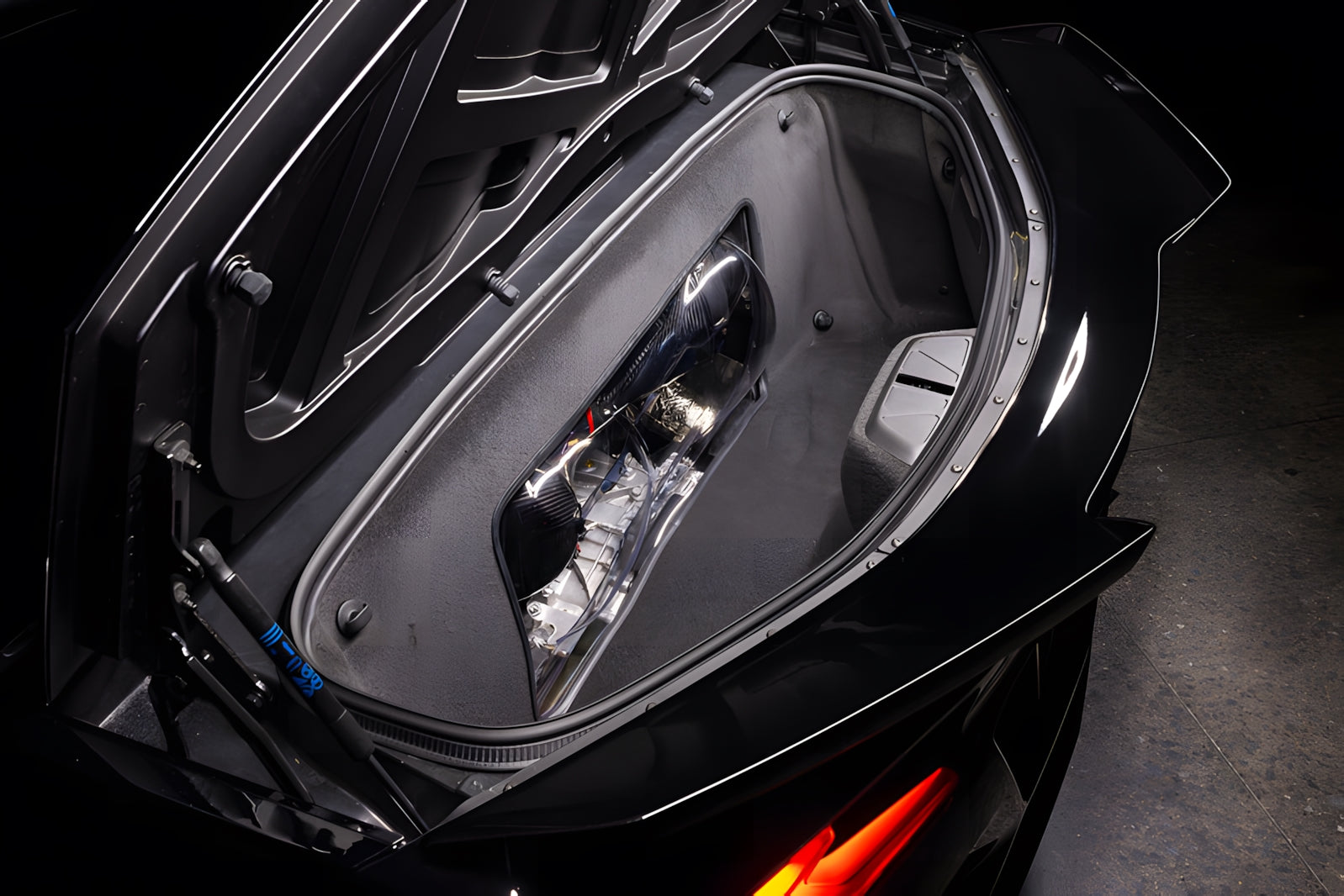 Eventuri Chevrolet Corvette C8 Z06 Hard Top Convertible | Carbon Intake