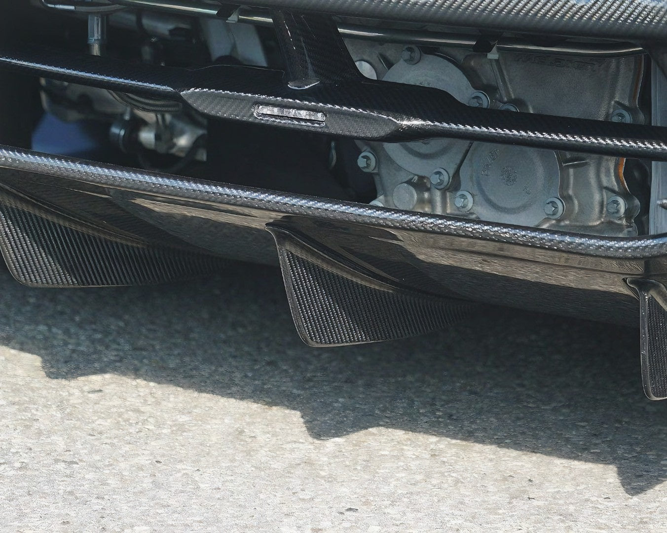 McLaren 720S/720S Spider | Novitec Carbon Rear Diffuser Center Fin